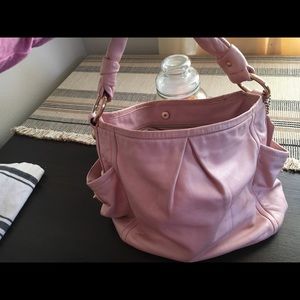 PRETTY PINK 🌸COACH SHOULDER BAG💞